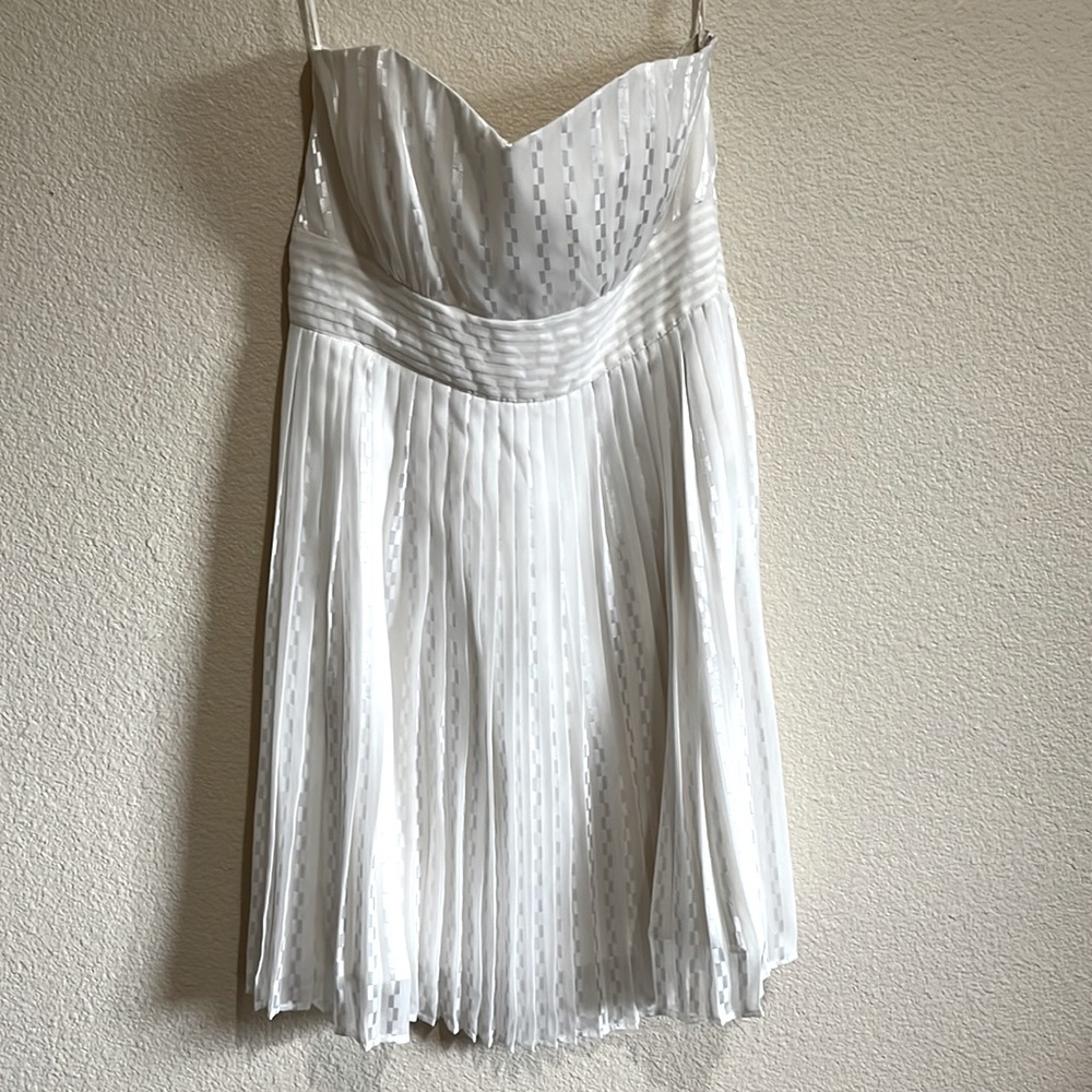 White House Black Market - White and Silver